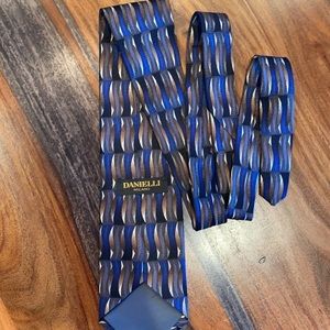 Mens Beautiful Multi color Beck Tie